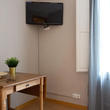Key Barcelona Housing Apartment Room photo